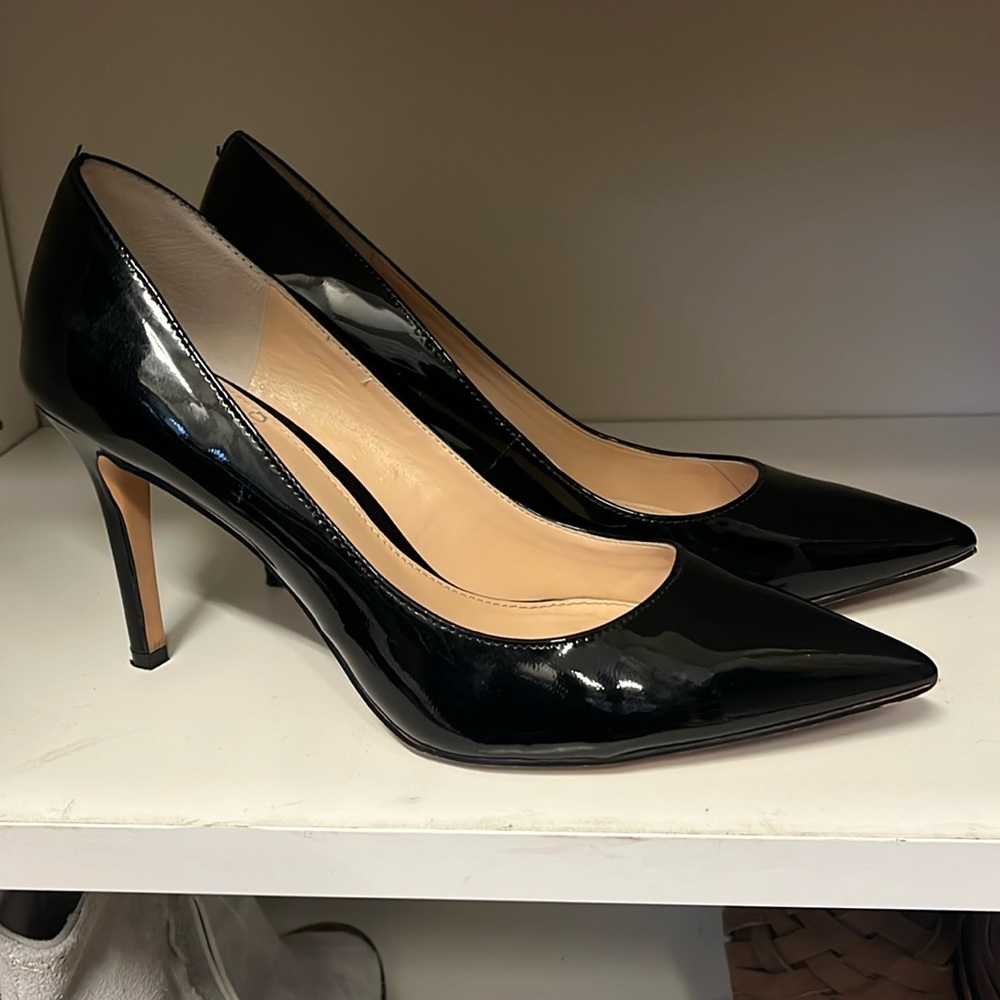 Vince Camuto, Black Heel, great condition, size 7.5